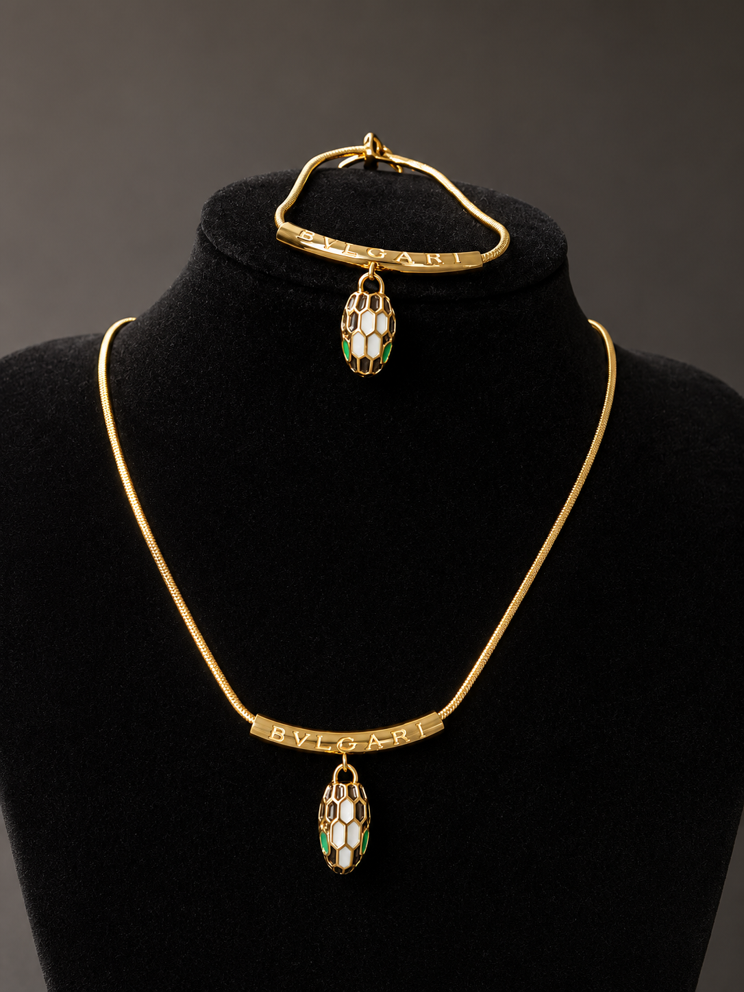 BVLGARI 18k Gold Necklace and Bracelet set